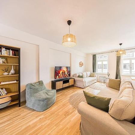 Stylisches Zentrales City-Apartment Mit 2 Balkonen Лейпциг Экстерьер фото