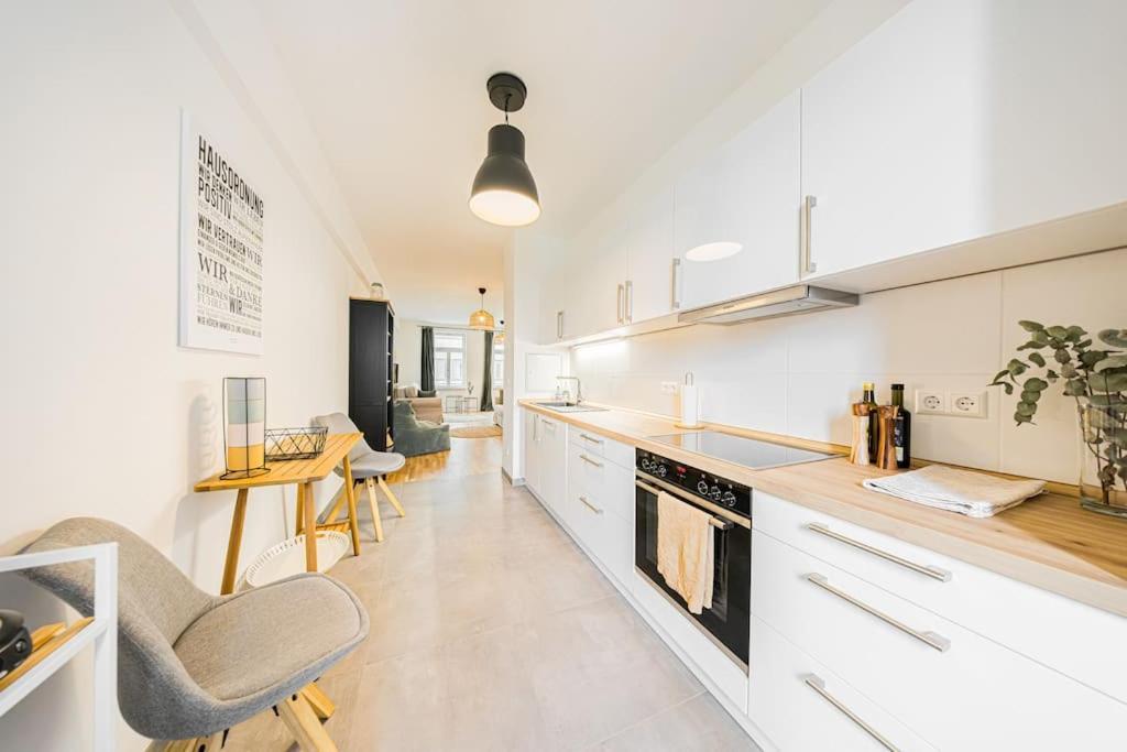 Stylisches Zentrales City-Apartment Mit 2 Balkonen Лейпциг Экстерьер фото